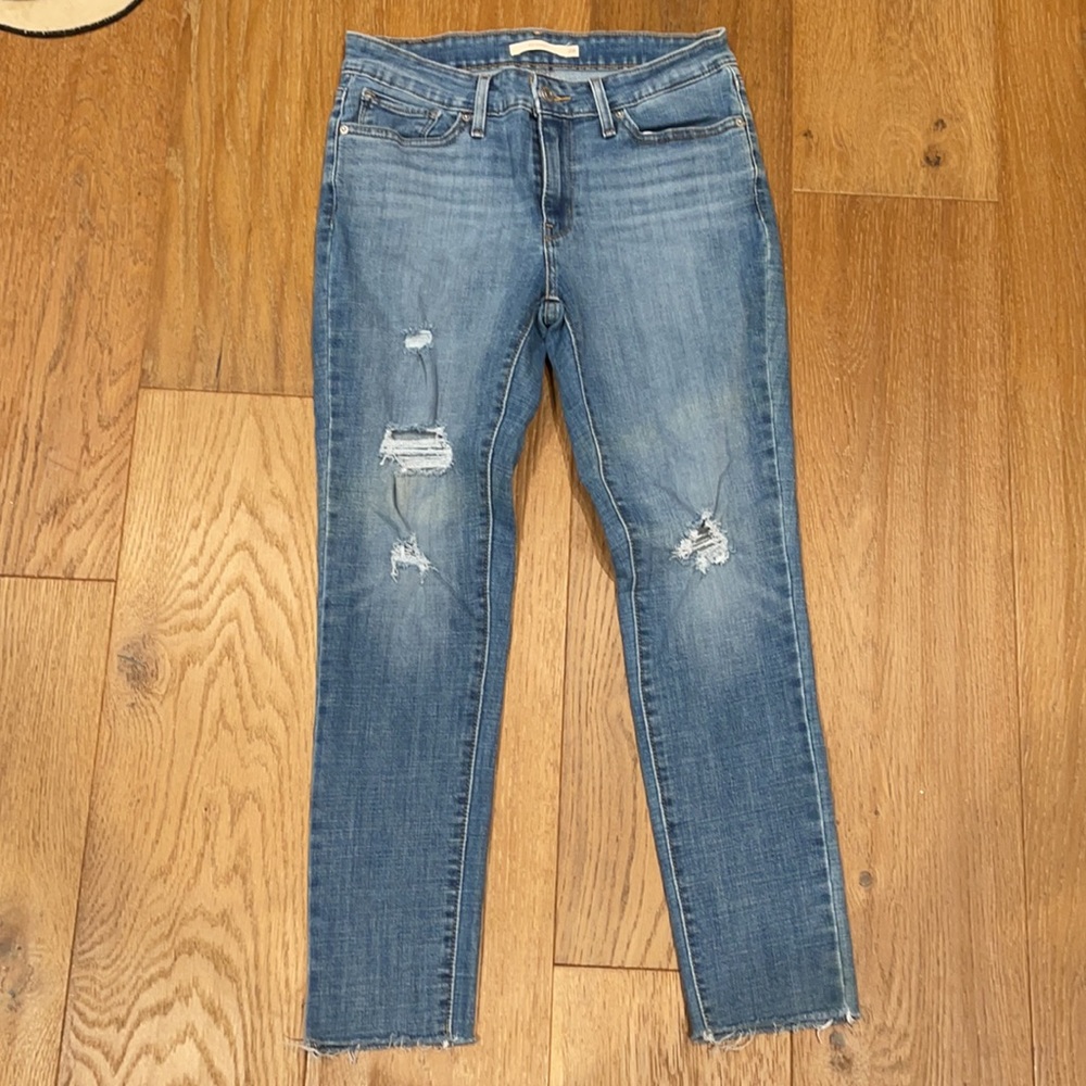 Levi’s 722 Skinny Jeans View 2